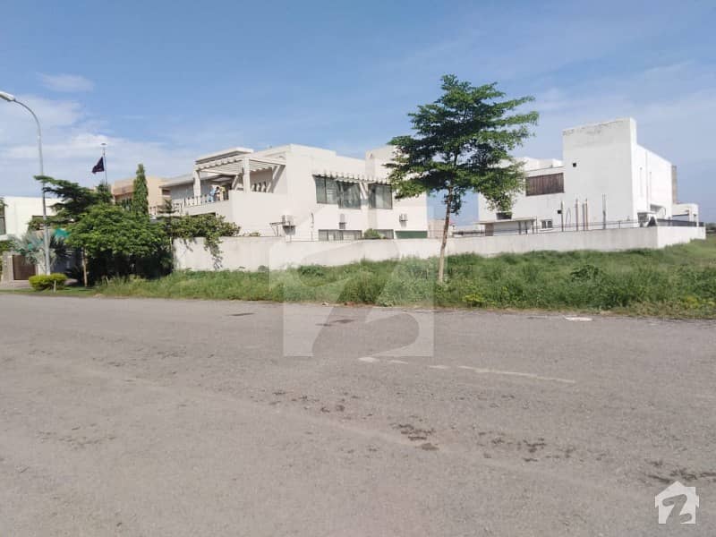 1 Kanal Pair Facing Park Plot For Sale In Dha Phase 5 Block A