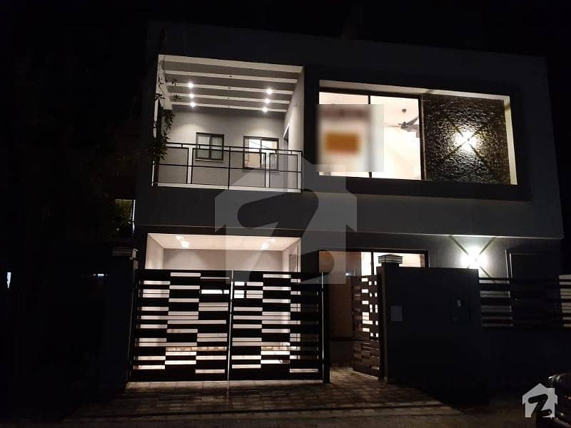 بحریہ آرچرڈ فیز 1 ۔ ایسٹزن بحریہ آرچرڈ فیز 1 بحریہ آرچرڈ لاہور میں 4 کمروں کا 5 مرلہ مکان 1.21 کروڑ میں برائے فروخت۔ بحریہ آرچرڈ فیز 1 ۔ ایسٹزن بحریہ آرچرڈ فیز 1 بحریہ آرچرڈ لاہور میں 4 کمروں کا 5 مرلہ مکان 1.21 کروڑ میں برائے فروخت۔