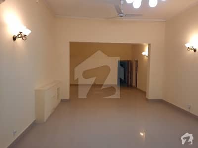 An Excellent House 1200 Sq Yards 5 Bed Rooms G6 An Excellent House 1200 Sq Yards 5 Bed Rooms G6