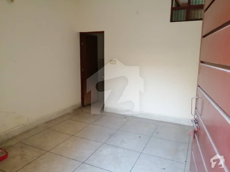 5 Marla Flat For Rent For Bachlor In A2 Sector Township Lahore
