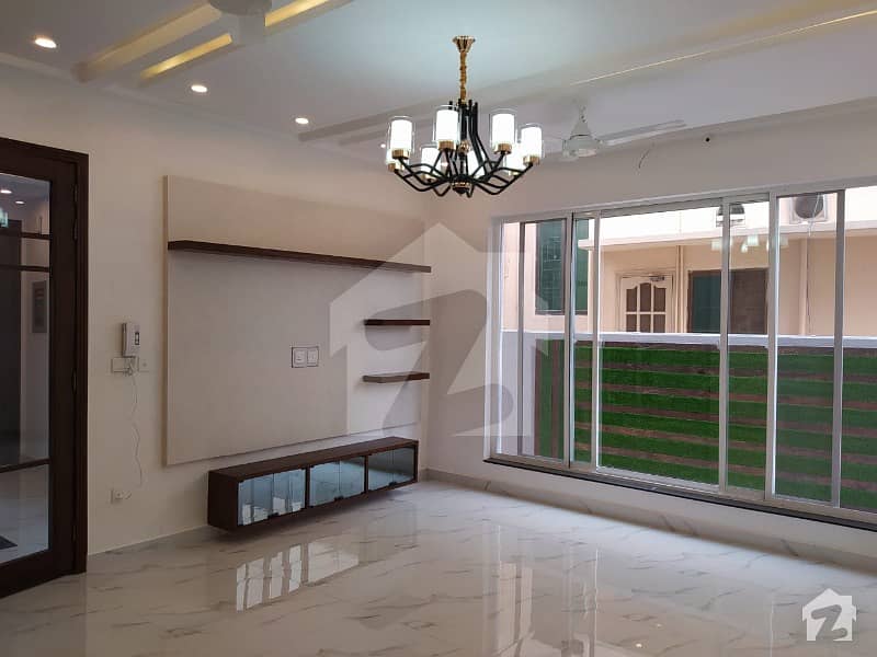 House Is Available For Rent In Cantt