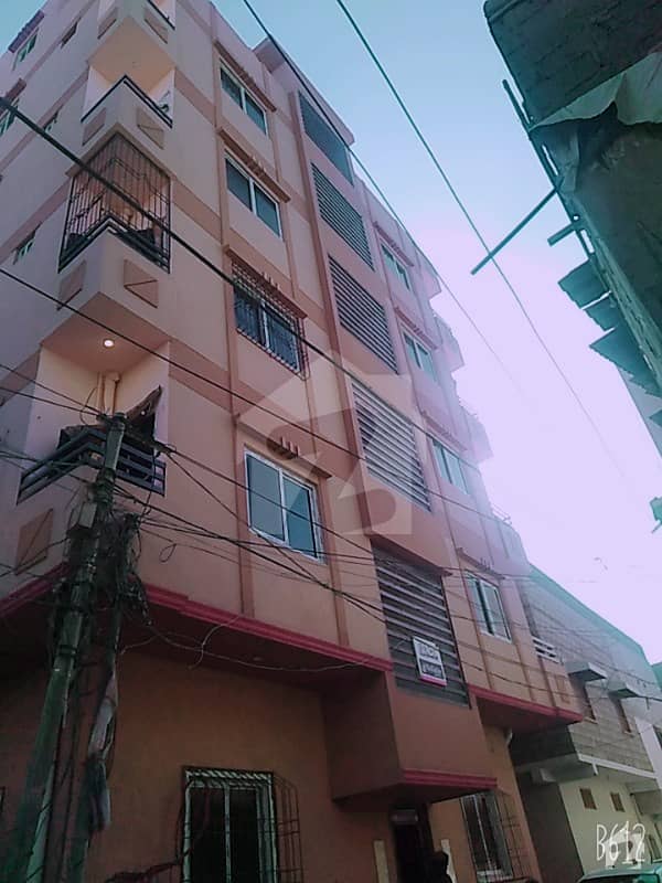شمسی سوسائٹی شاہ فیصل ٹاؤن کراچی میں 3 کمروں کا 4 مرلہ فلیٹ 45 لاکھ میں برائے فروخت۔