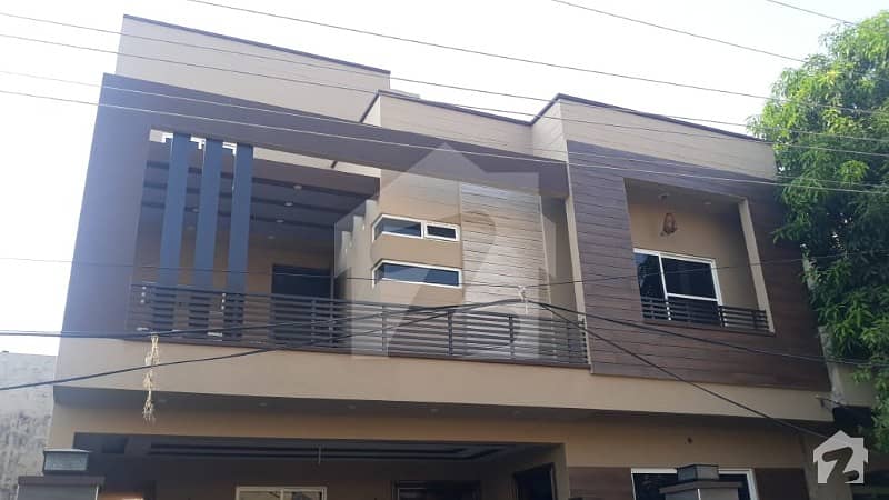 10 Marla Beautiful House With 5 Bedrooms For Sale Near Pia Road And Wapda Town