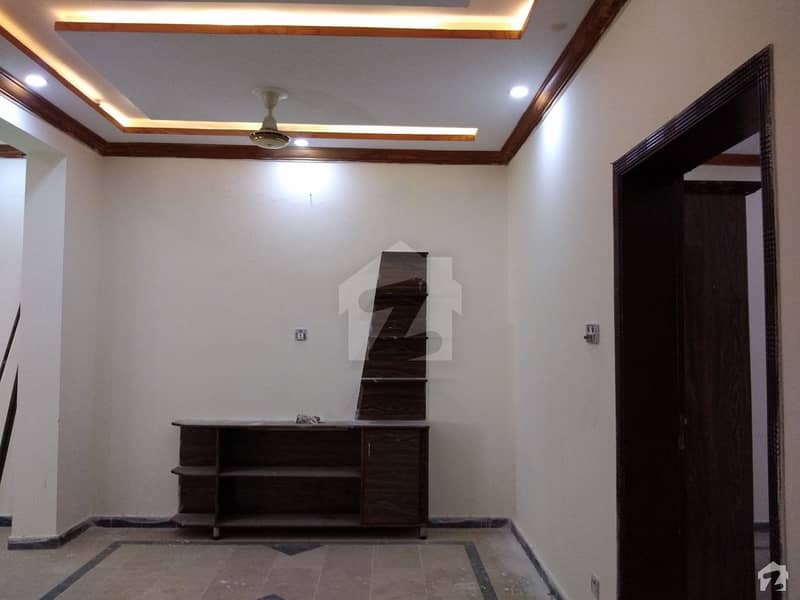 4.75 Marla House For Sale In Beautiful New Lalazar
