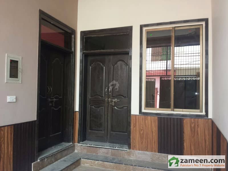 1 Kanal House For Rent On Main Road