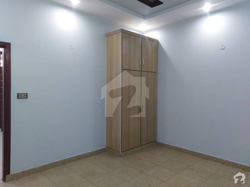 2.5 Marla Upper Portion Up For Rent In Lalazaar Garden