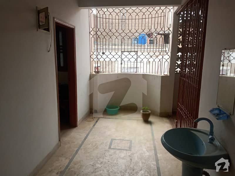 بفر زون - سیکٹر 16-A / 4 بفر زون نارتھ کراچی کراچی میں 2 کمروں کا 4 مرلہ مکان 16 ہزار میں کرایہ پر دستیاب ہے۔