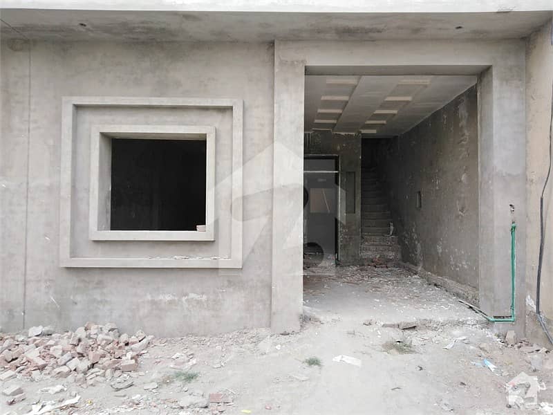 گرین کیپ ہاؤسنگ سکیم لاہور میں 3 کمروں کا 4 مرلہ مکان 68 لاکھ میں برائے فروخت۔