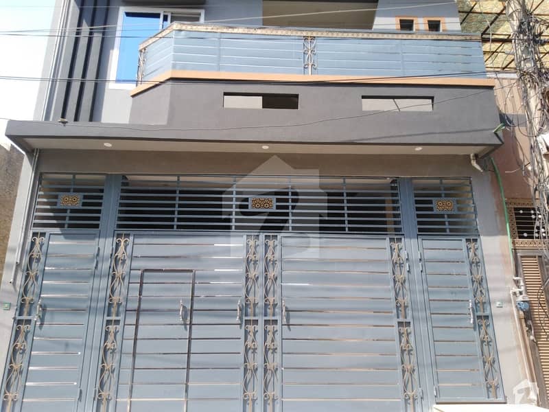 5 Marla House In Central Hayatabad For Sale