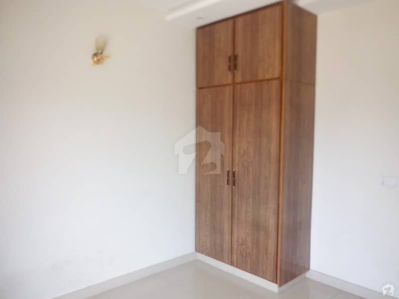Ideal Upper Portion For Rent In Paragon City