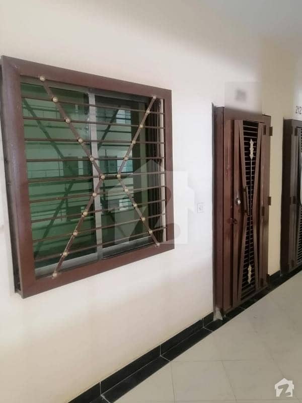800 Square Feet Flat Is Available In Gadap Town