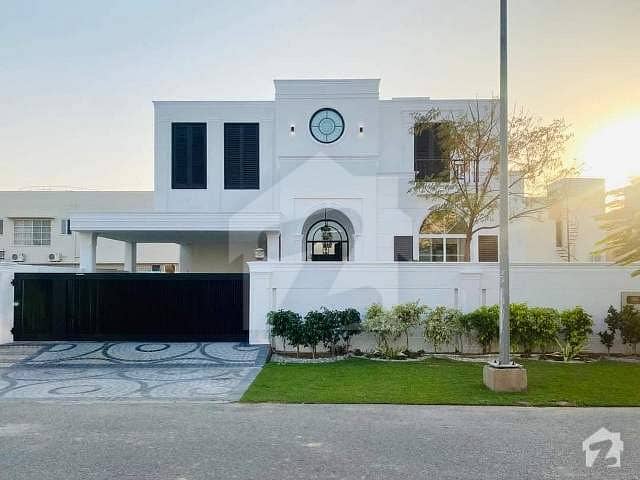 1 Kanal Architectural Dream Villa On Prime Location In Phase 6 Near To Dha Complex Main CCA Gloria Jeans Lahore Cantt