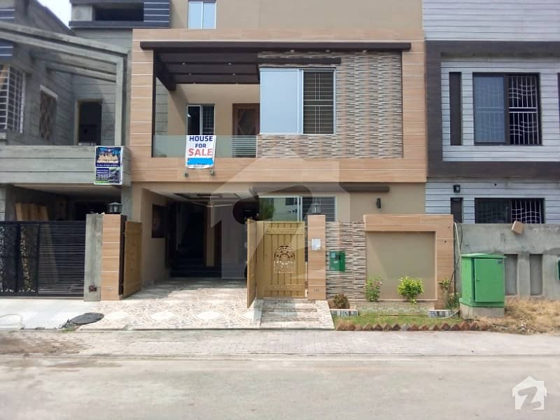 5 Marla Brand New House For Sale In Sector E Bahria Town Lahore