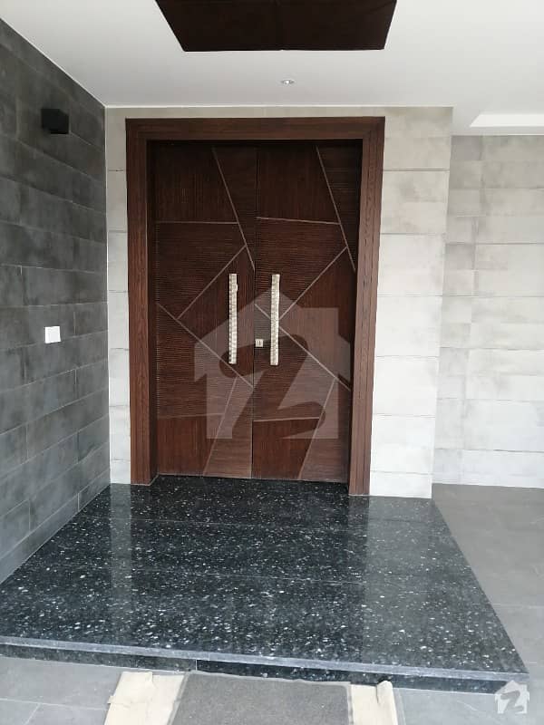 1 Kanal House Available For Sale In Phase 3 Block W Dha Lahore