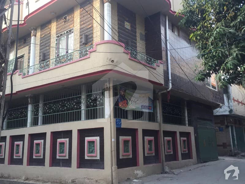 ڈھوک سیداں راولپنڈی میں 6 کمروں کا 8 مرلہ مکان 1.3 کروڑ میں برائے فروخت۔