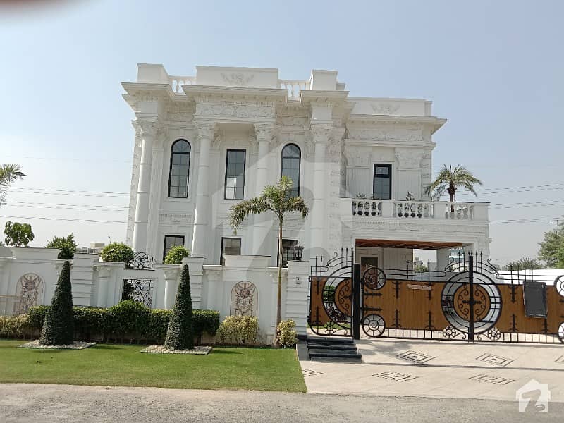 ڈی ایچ اے فیز 6 - بلاک جی فیز 6 ڈیفنس (ڈی ایچ اے) لاہور میں 5 کمروں کا 1 کنال مکان 6.7 کروڑ میں برائے فروخت۔