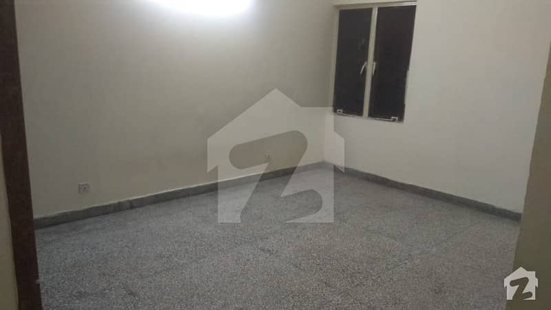 F10 Ground Portion 20x40 1 Bedroom With Attached Bathroom