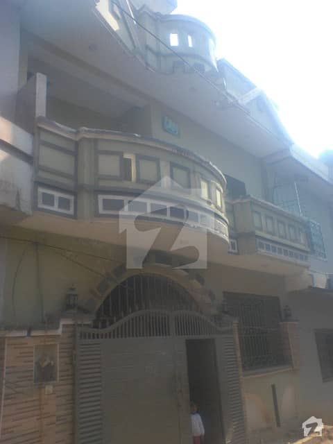 رزاق ٹاؤن چکراروڈ راولپنڈی میں 3 کمروں کا 3 مرلہ مکان 58 لاکھ میں برائے فروخت۔