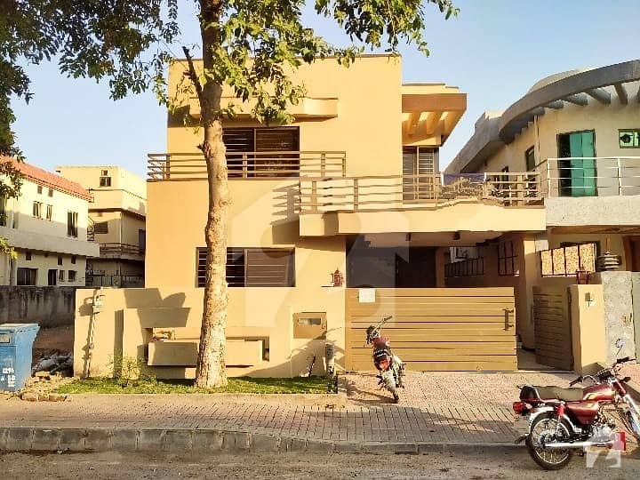 10 Marla House At Bahria Phase 3