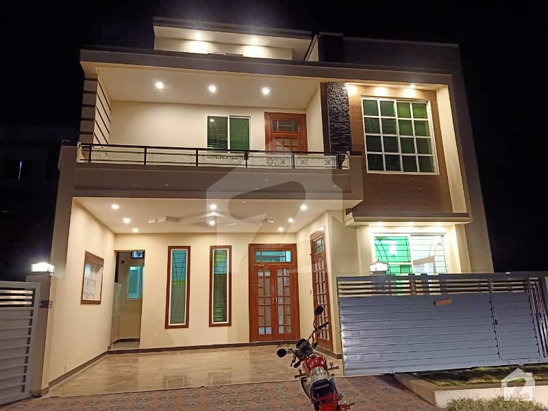 8 Marla New House In Cbr Town Islamabad