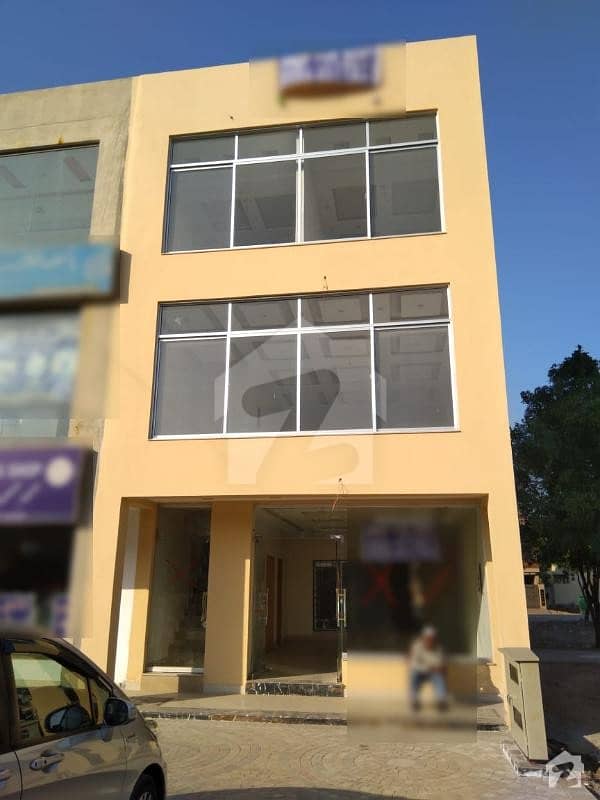 5 Marla Commercial Plaza Available For Sale In Bahria Town Lahore Sector C Rent Income 425lac Monthly