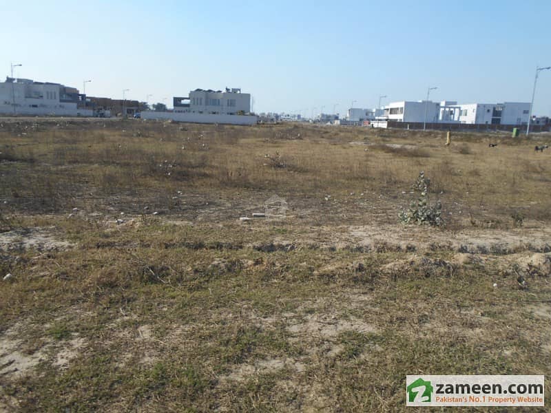 1 Kanal Plot For Sale In G Block Phase 6 Dha Lahore