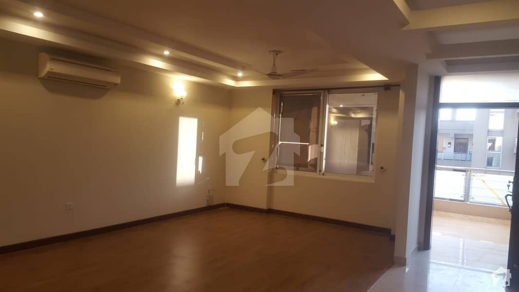 F. 11 Markaz Executive  Height Flat Is Available For Sale