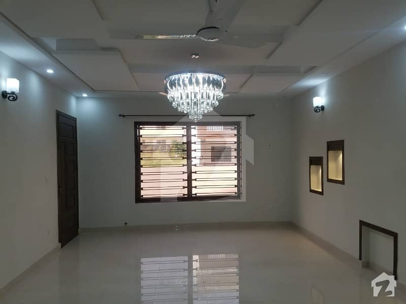 1 Kanal Beautiful Upper Portion For Rent In F-15 Islamabad