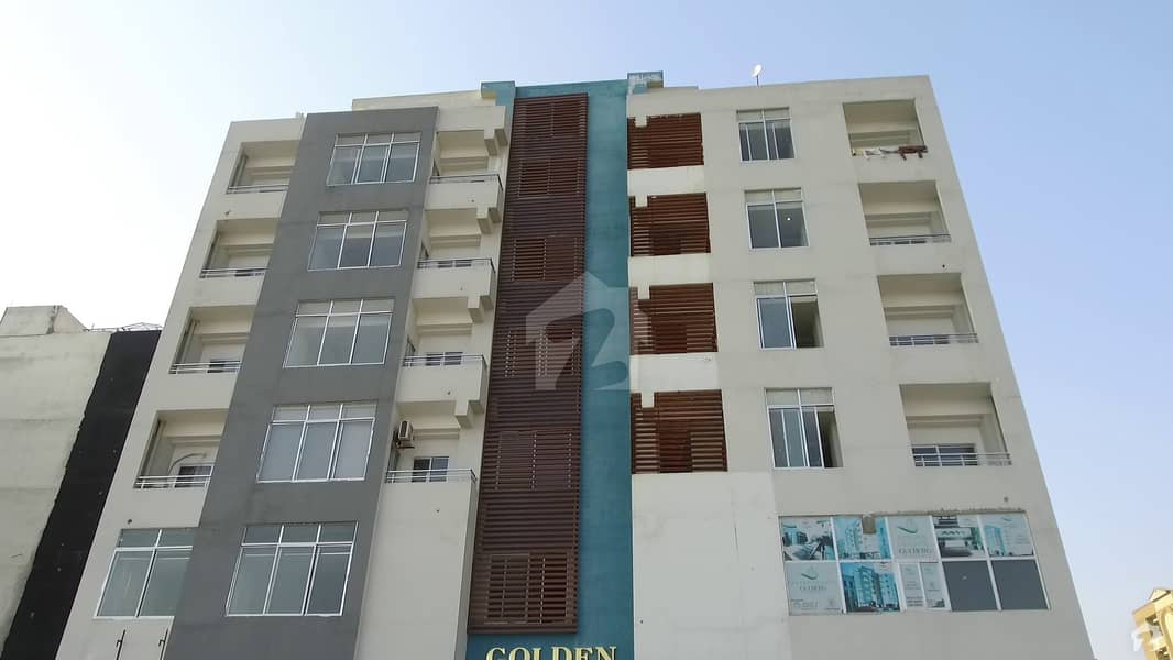 Golden Hights Gulberg Business Square 3 Bed Luxury Apartment For Sale