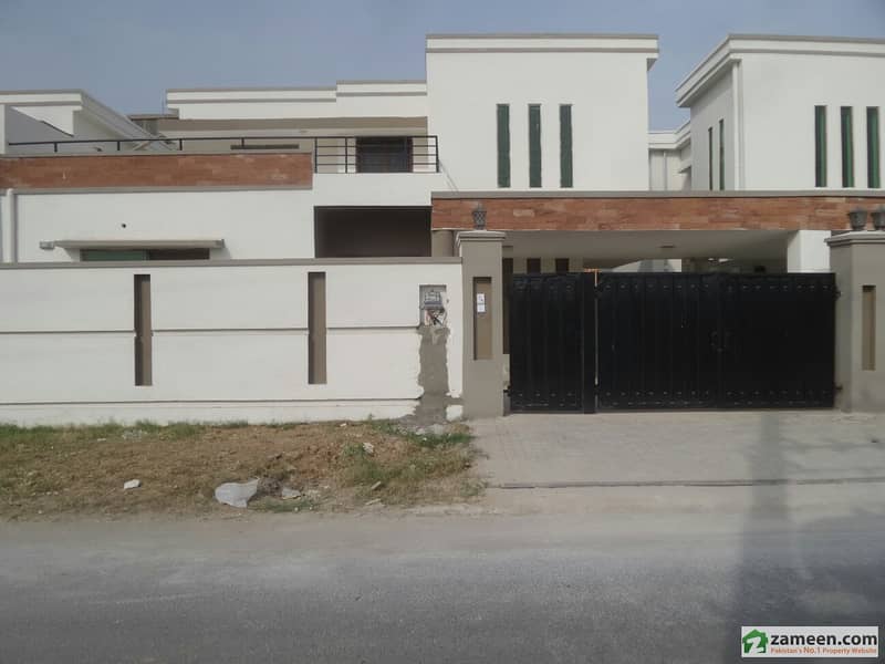 1 Kanal House For Sale