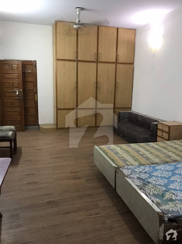 Upper Portion For Rent In Model Town