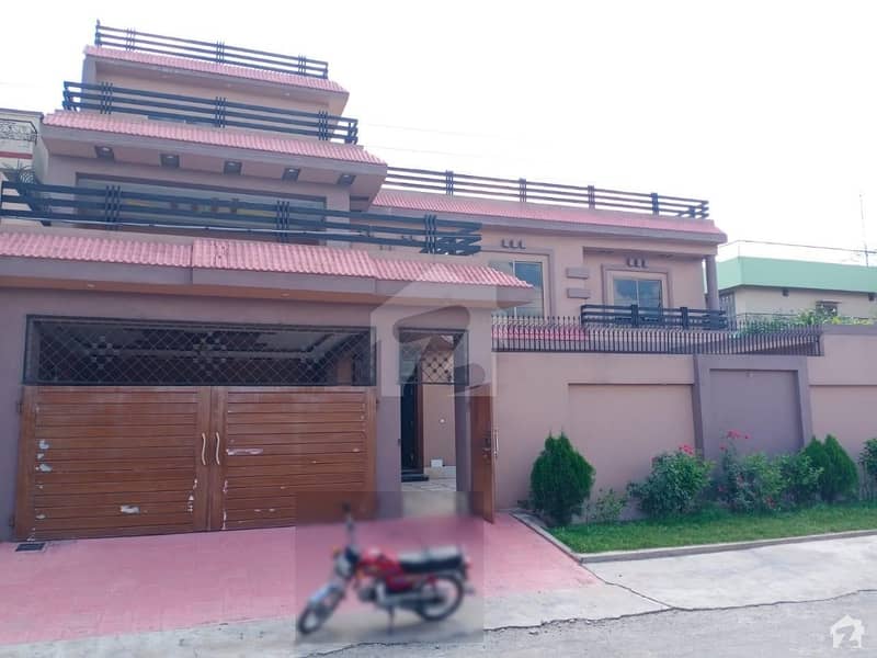 18 Marla House For Sale In Amir Town