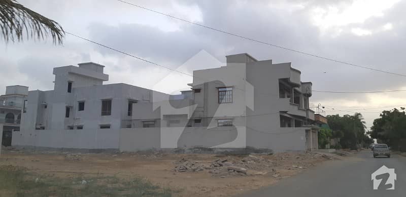 In Scheme 33 Residential Plot Sized 3600 Square Feet For Sale In Block-4