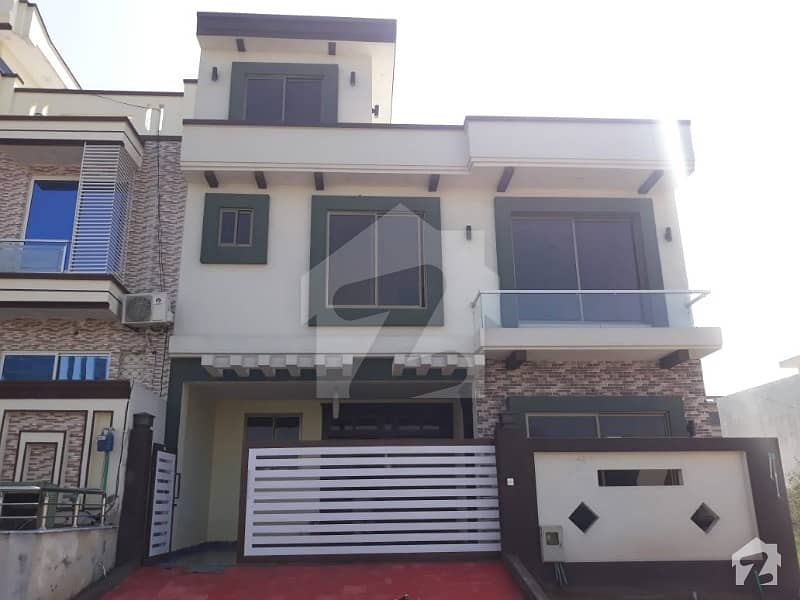 30x60 Well Built House For Sale In G13 Islamabad