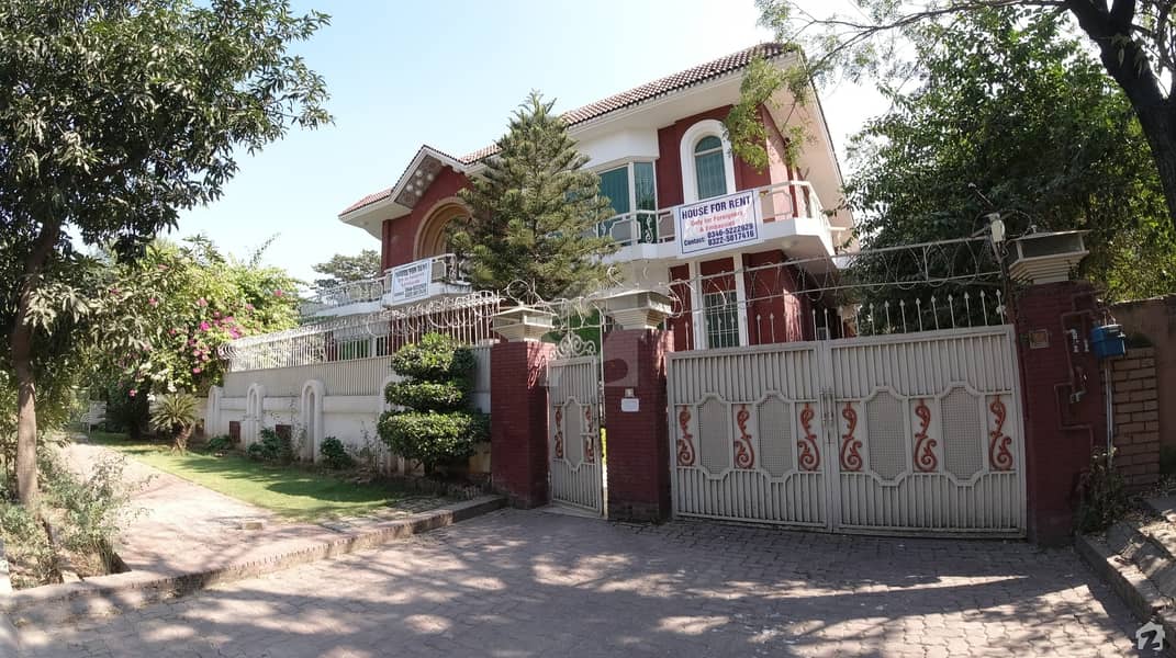 House Is Available For Rent In F-7/1 Islamabad