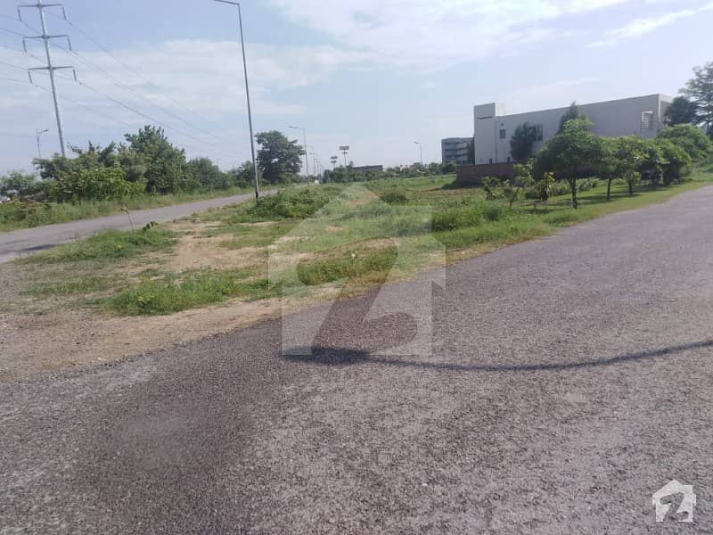 5 Marla Residential Plot For Sale In Dha Phase 8 Block Y
