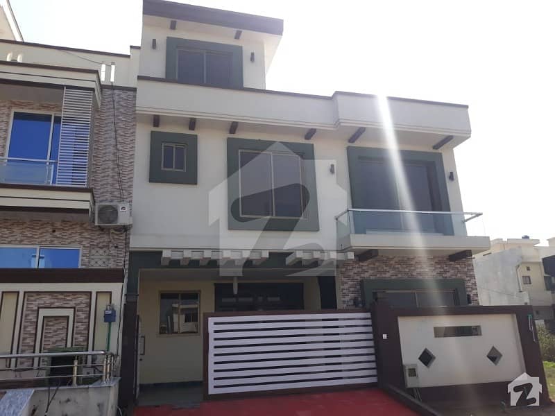 30x60 Gorgeous House For Sale In G13 Islamabad