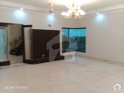 ڈی ایچ اے فیز 3 - بلاک ڈبلیو فیز 3 ڈیفنس (ڈی ایچ اے) لاہور میں 5 کمروں کا 1 کنال مکان 3.9 کروڑ میں برائے فروخت۔ ڈی ایچ اے فیز 3 - بلاک ڈبلیو فیز 3 ڈیفنس (ڈی ایچ اے) لاہور میں 5 کمروں کا 1 کنال مکان 3.9 کروڑ میں برائے فروخت۔