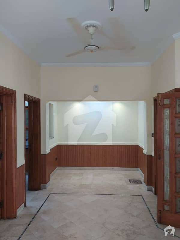 10 Marla House For Rent In EE Block Phase 4 Dha Lahore