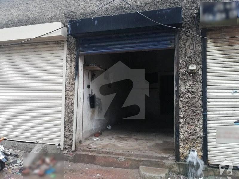 Shop For Sale Situated In Shaheen Abad