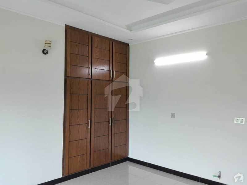 Good 5 Marla Lower Portion For Rent In Fazal Town