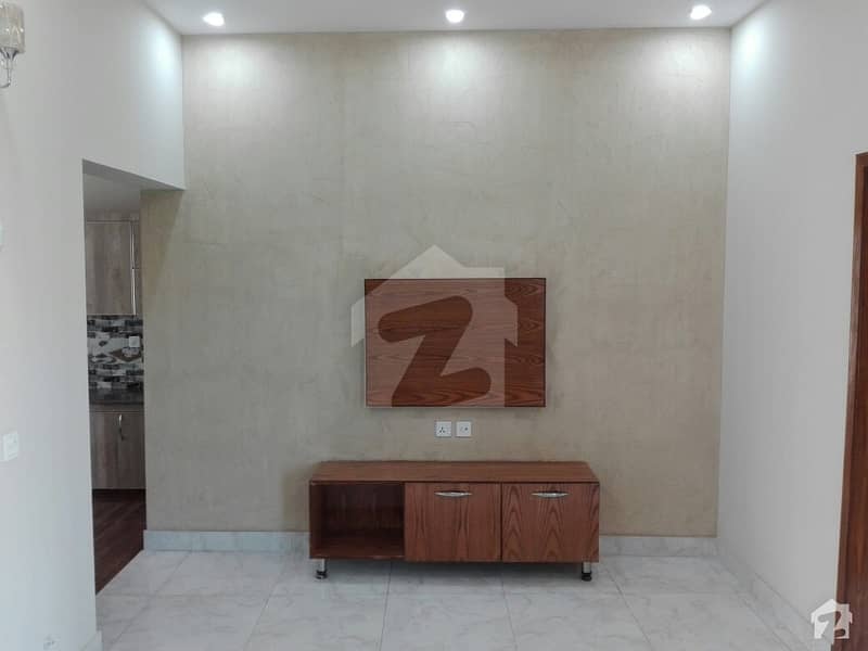In Bahria Town House For Rent Sized 5 Marla