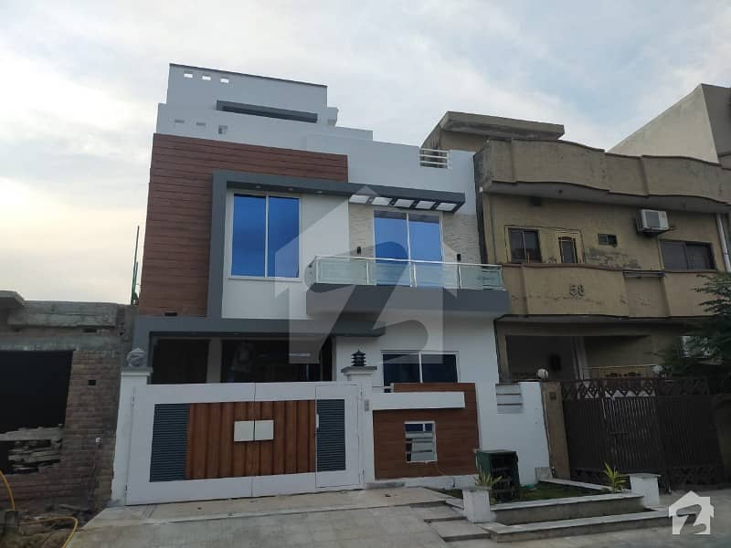 Brand New 25 X 40 House For Sale In G13