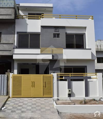 House Of 1000 Square Feet For Sale In G13 House Of 1000 Square Feet For Sale In G13