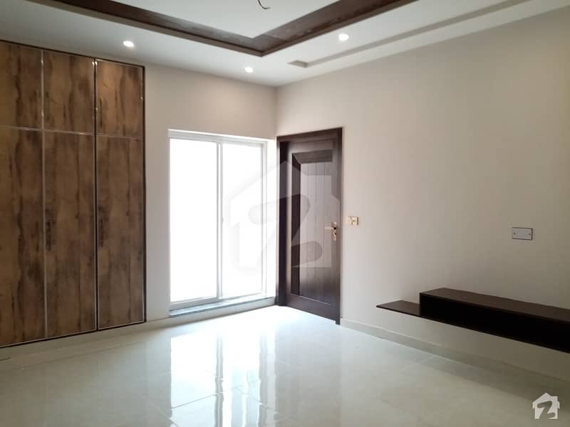 House Is Available For Sale In Eden Gardens