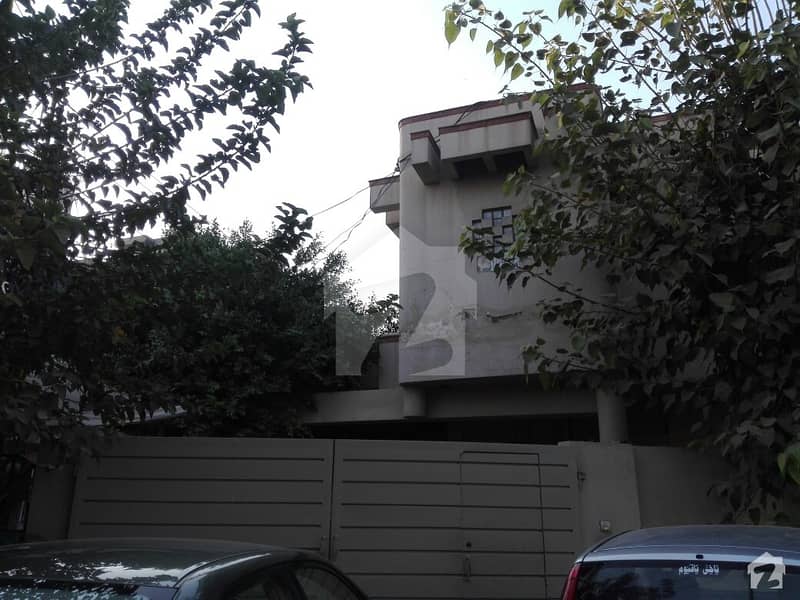 In Allama Iqbal Town House For Rent Sized 12 Marla