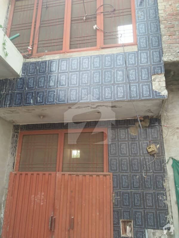 طالب گنج رائیونڈ روڈ لاہور میں 2 کمروں کا 2 مرلہ مکان 20 لاکھ میں برائے فروخت۔