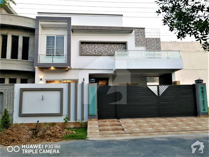 Brand New 11 Marla House For Sale In Valencia Town Lahore  5 Master Beds With Attached Bath
