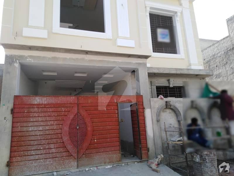 علامہ اقبال ایونیو جہانگی والا روڈ بہاولپور میں 3 کمروں کا 5 مرلہ مکان 1.25 کروڑ میں برائے فروخت۔