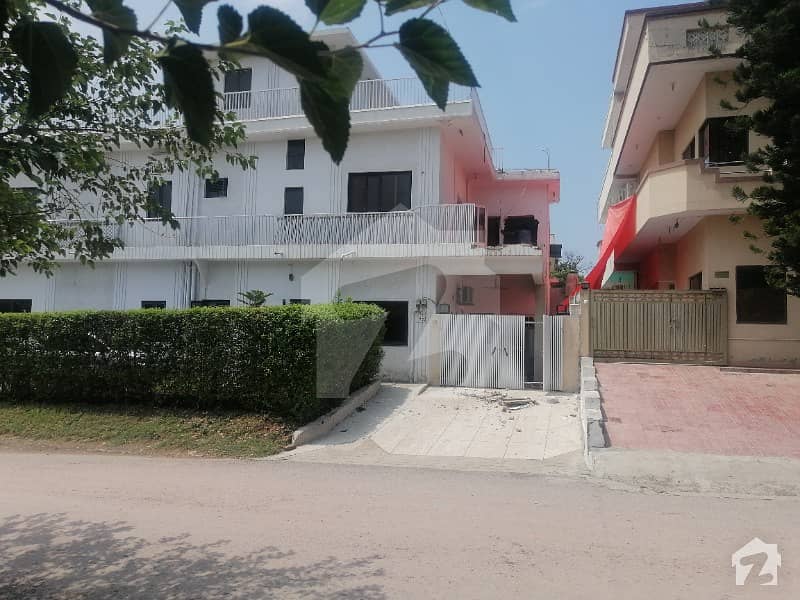 Good 1800  Square Feet House For Sale In G-6